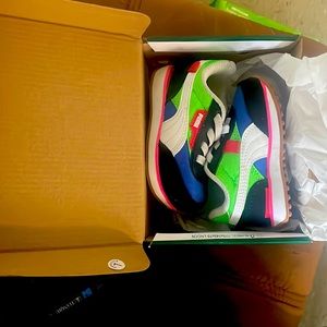 Barely used in the box Puma “future rider play off” size 5c (toddler)